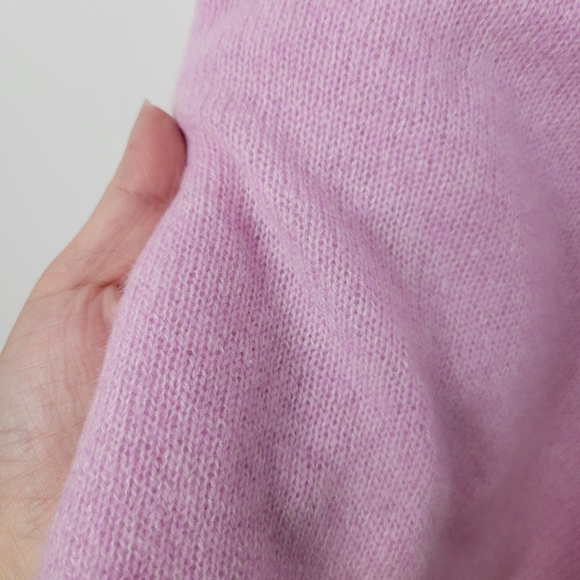 NWT C by Bloomingdale's Cashmere Travel Wrap Shawl Scarf in Rose Quartz - Picture 10 of 12